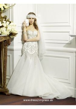 Style D8075 Val Stefani White Size 10 Jewelled Tall Height Sweetheart Mermaid Dress on Queenly