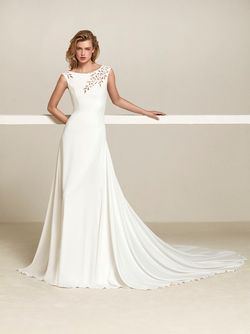 Style DRENI Pronovias White Size 16 Wedding Mini Plus Size Mermaid Dress on Queenly
