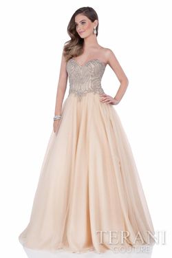 Style 1611P1119A Terani Gold Size 14 Plus Size Ball gown on Queenly
