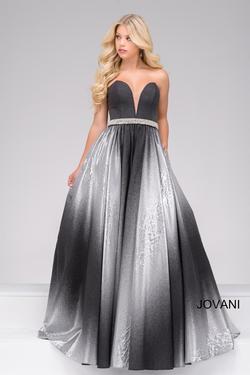 Style 45305 Jovani Silver Size 6 Gray Sweetheart A-line Dress on Queenly