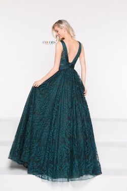 Style COL9102 Colors Dress Green Size 4 Ball gown on Queenly