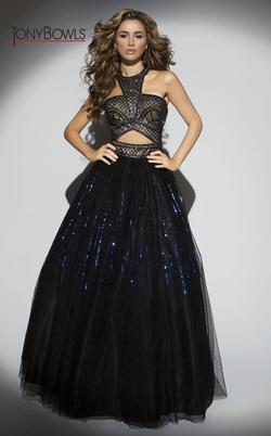 Style TB117400 Tony Bowls Black Size 2 Silk A-line Dress on Queenly