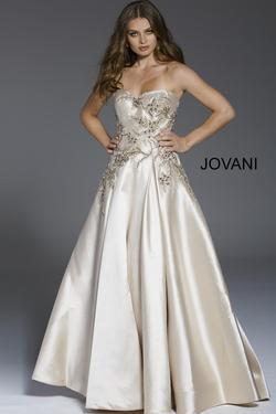 Style 55805A Jovani Gold Size 14 Plus Size Ball gown on Queenly