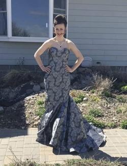 Faviana Silver Size 6 Prom Mermaid Dress on Queenly
