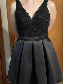 Jovani Black Size 0 Silk A-line Dress on Queenly