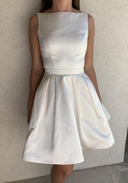 Sherri Hill White Size 2 Sorority Formal Sunday Cocktail Dress on Queenly