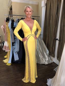 Sherri Hill Yellow Size 4 Straight Dress on Queenly
