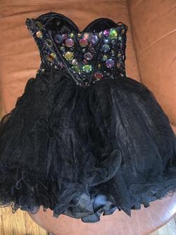 Black Size 8 Ball gown on Queenly