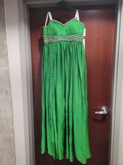 Style 6842 Rachel Allan Green Size 18 Floor Length Straight Dress on Queenly