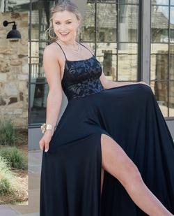 Studio Minc Black Size 0 Side slit Dress on Queenly