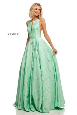 Style 51703 SHERRI HILL Green Size 00 Silk Ball gown on Queenly