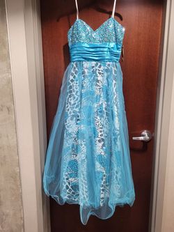 Style 729633 Josh and Jazz Prom Multicolor Size 14 A-line Dress on Queenly
