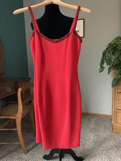 Andrea Polizzi for Rex Lester Red Size 2 Fitted Cocktail Dress on Queenly