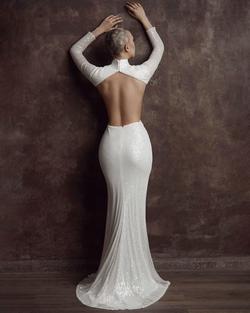 La Femme White Size 2 Long Sleeve Polyester Side slit Dress on Queenly