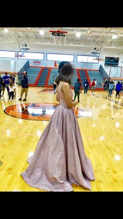 Camille La Vie Pink Size 0 Homecoming Ball gown on Queenly