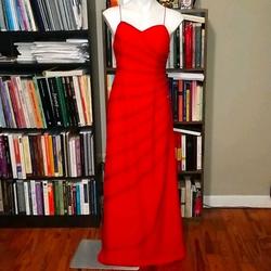Je Matadi Red Size 8 Shiny A-line Dress on Queenly