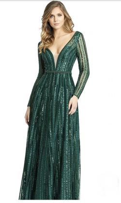 Mac Duggal Green Size 20 Long Sleeve V Neck A-line Dress on Queenly