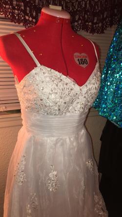 JJs House White Size 4 Ball gown on Queenly