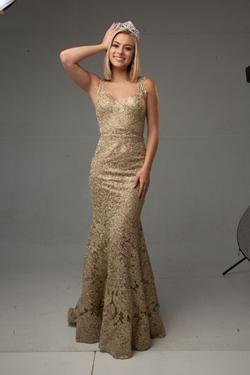 Sherri Hill Gold Size 2 A-line Dress on Queenly
