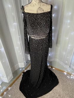 Mori Lee Black Size 8 Pageant Straight Dress on Queenly