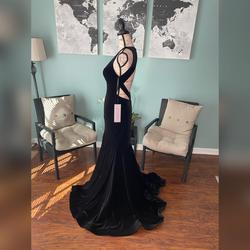 Jovani Black Size 0 Backless Velvet Mermaid Dress on Queenly