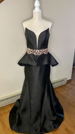 Mac Duggal Black Tie Size 8 Floor Length Mermaid Dress on Queenly