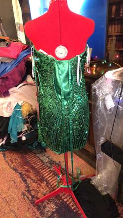 Milano Formals Green Size 0 Homecoming Appearance $300 Cocktail Dress on Queenly