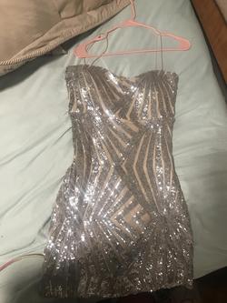 Dainty Hooligan Gold Size 6 Sequin Cocktail Dress on Queenly