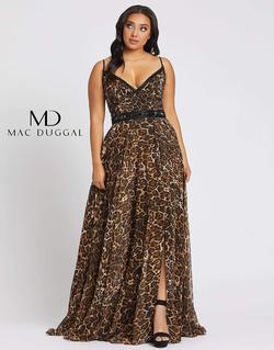 Style 67251 Mac Duggal Multicolor Size 16 Plus Size Side slit Dress on Queenly