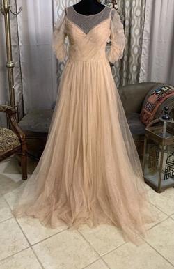 Gold Size 18 Ball gown on Queenly