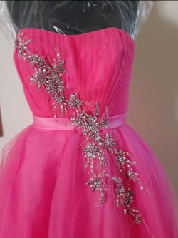 NWOT Sz 10 Morilee  Pink Size 10 Prom Cocktail Dress on Queenly