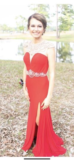 Mac Duggal Red Size 4 Tall Height Euphoria Side slit Dress on Queenly