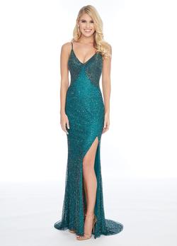 Style 1814 Ashley Lauren Green Size 0 Spaghetti Strap Pageant Side slit Dress on Queenly