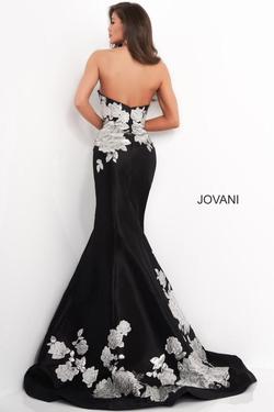 Style 3917 Jovani Black Size 6 Silver Mermaid Dress on Queenly