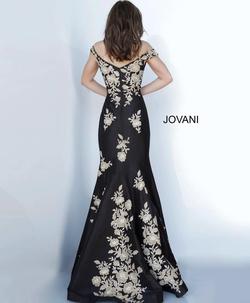 Style 00635 Jovani Black Size 16 Gold Straight Dress on Queenly