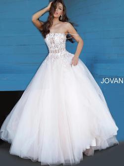 Style 66725 Jovani Pink Size 18 Plus Size Spaghetti Strap Tulle Ball gown on Queenly