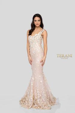 Style 1911P8370 Terani Couture Gold Size 14 Ivory Prom Mermaid Dress on Queenly
