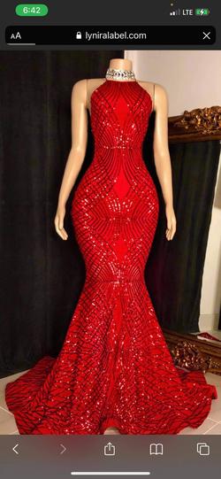 Lynira label Red Size 8 Prom $300 Mermaid Dress on Queenly