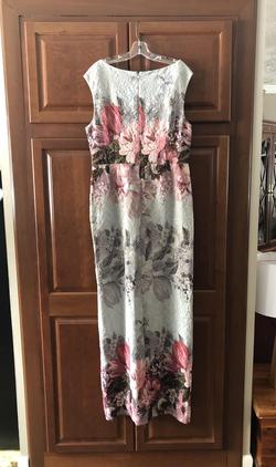 Adrianna Papell Silver Size 16 Plus Size Jersey Straight Dress on Queenly