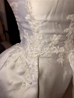 Sherri Hill White Size 4 Silk Lace Train Dress on Queenly