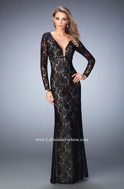 Style 22306 La Femme Black Size 6 Nude Straight Dress on Queenly