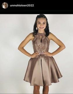 Tiffany Designs Nude Size 0 Sequined Homecoming Appearance $300 Cocktail Dress on Queenly