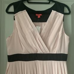 Elle Pink Size 12 Sunday Midi Cocktail Dress on Queenly