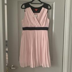 Elle Pink Size 12 Sunday Midi Cocktail Dress on Queenly