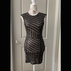 Lovely Day Black Size 4 Sheer Pattern Midi Cocktail Dress on Queenly