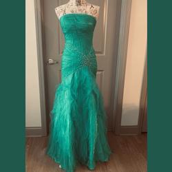 Cinderella Divine Green Size 4 Fitted Black Tie Mermaid Dress on Queenly