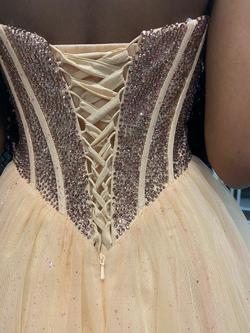 Nude Size 00 Ball gown on Queenly