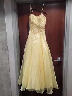 Style 40345 Marsoni by Colors Dress Yellow Size 6 Sweetheart Cut Out Tall Height Corset A-line Dress on Queenly