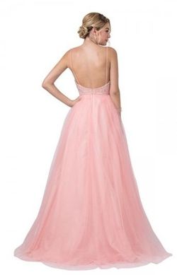 Style Everleigh Coya Light Pink Size 6 Shiny Pageant Floor Length Ball gown on Queenly