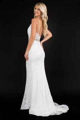 Style 2299 Nina Canacci White Size 14 Floor Length Straight Dress on Queenly